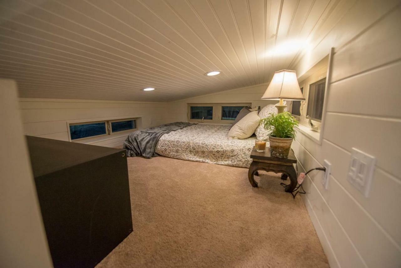 Montana Escape Elegant Tiny House In Waco Near Magnoliaヴィラ エクステリア 写真