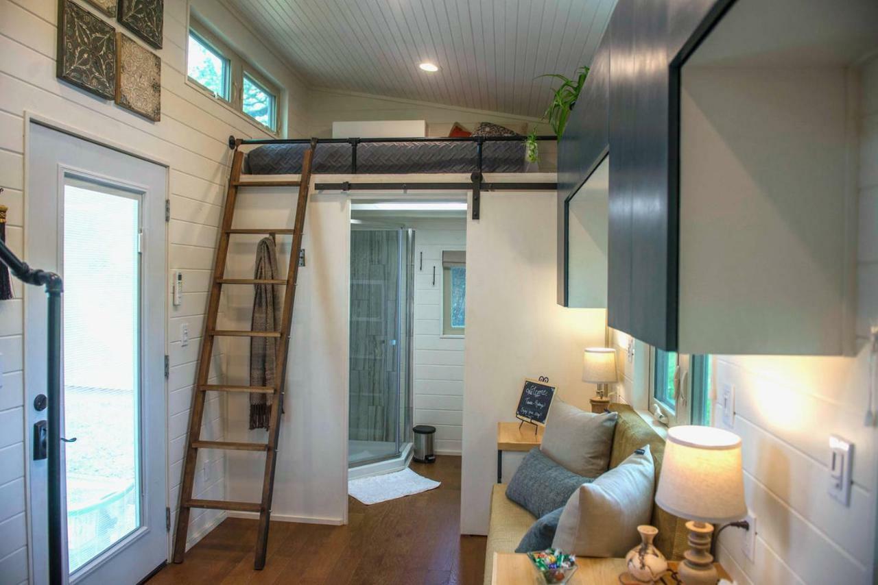 Montana Escape Elegant Tiny House In Waco Near Magnoliaヴィラ エクステリア 写真